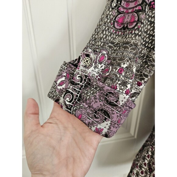 Cathy Daniels Roll Tab Blouse Silvertone Buttons Medallion Pattern Size S - Picture 5 of 9